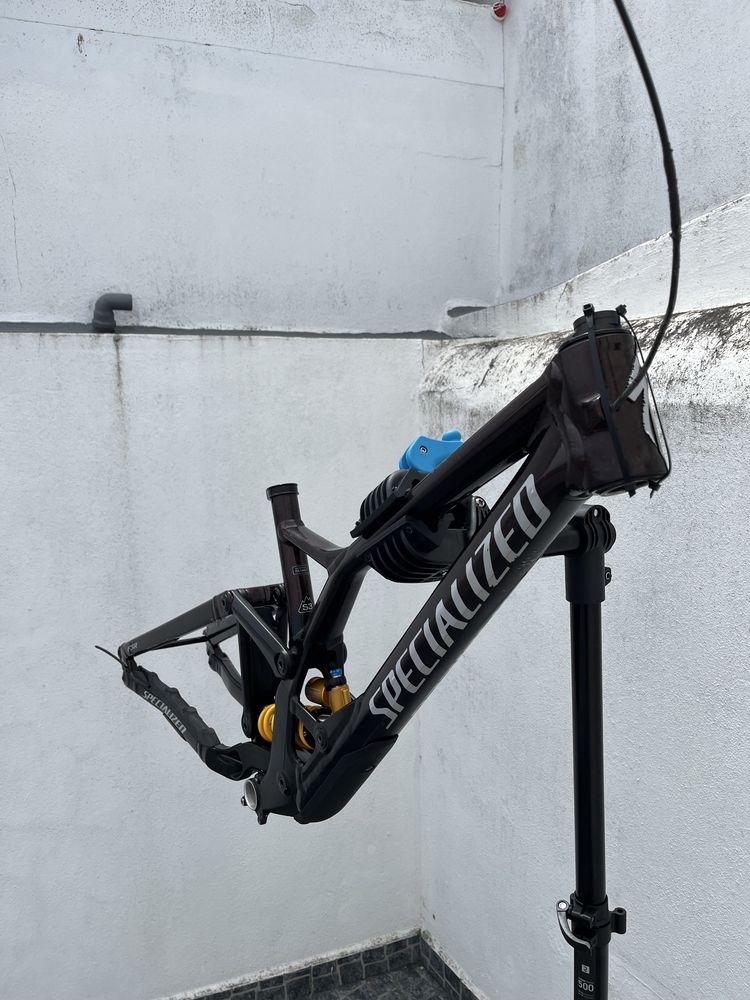 Quadro specialized demo race 2022