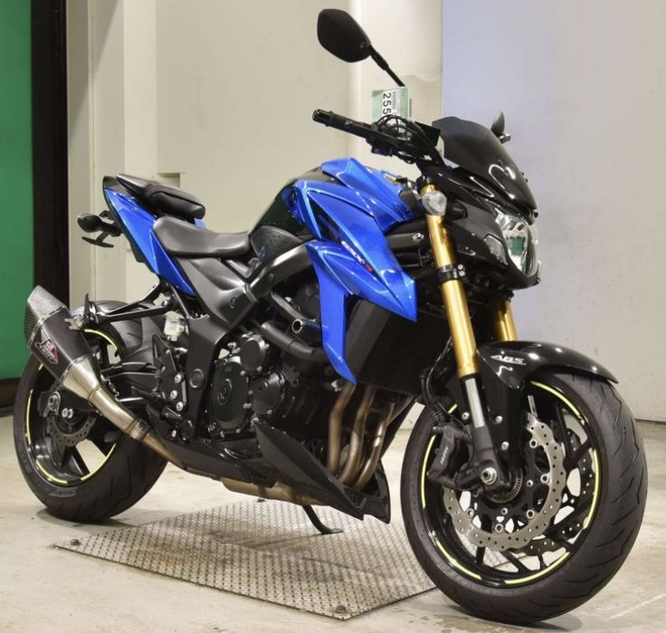 Suzuki gsx-s 750 2021