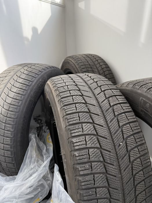 Michelin X-Ice Snow 215/55 R17 98H XL пробіг 1 зима