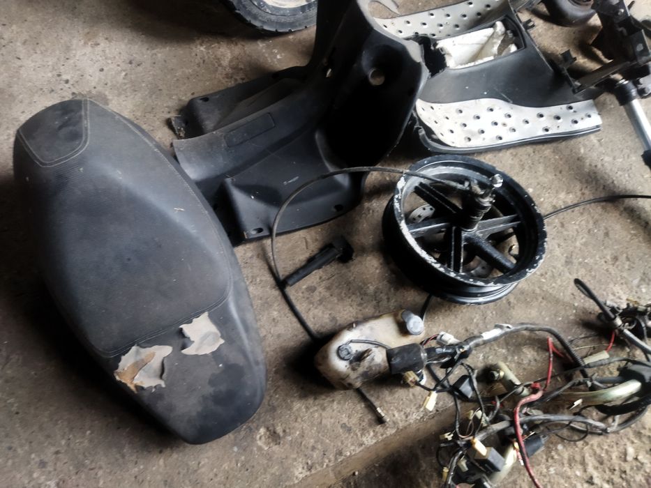 Części skuter Keeway ARN50 -  silnik