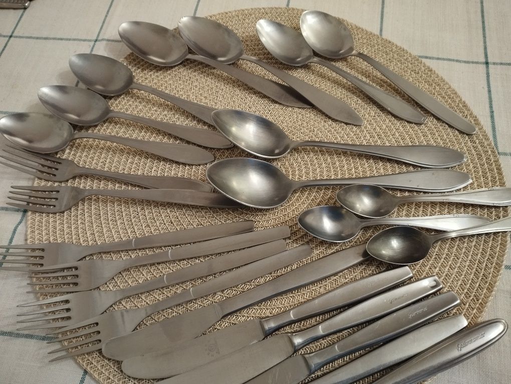 Sztućce HEFRA. Vintage PRL. Cześć z napisem Gastronomia i WSS Społem.