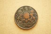 Moeda de Half Anna East Índia Company, 1835, já com 190 anos