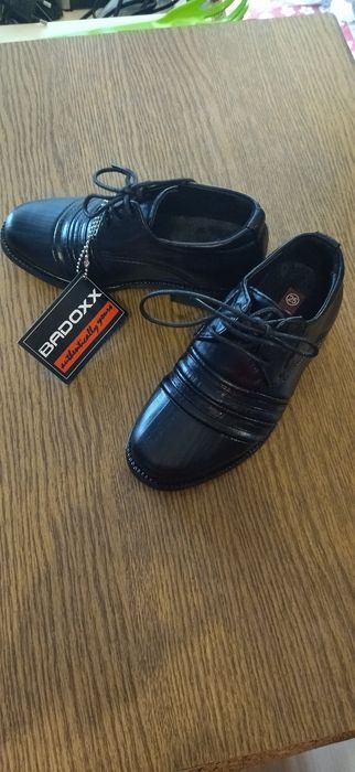 Nowe pantofelki rozm 25