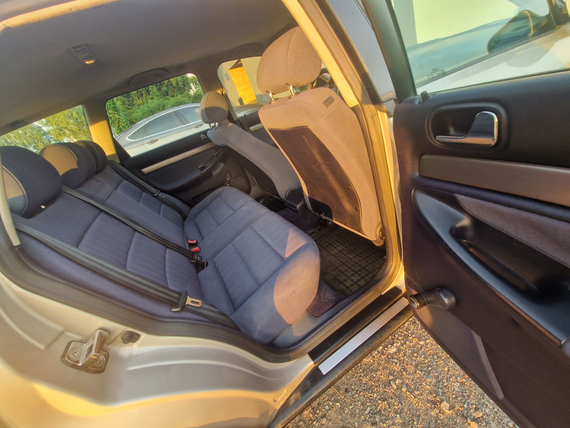 Audi A4 B5 kombi  1.6 + LPG