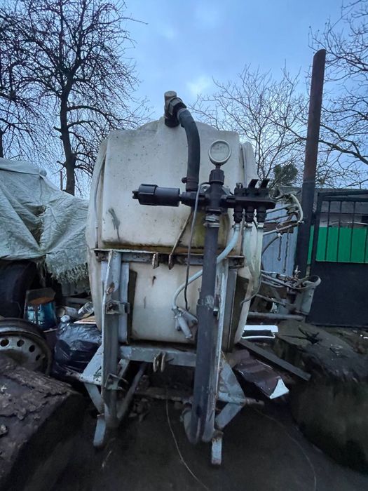 Оприскувач навісний 350л