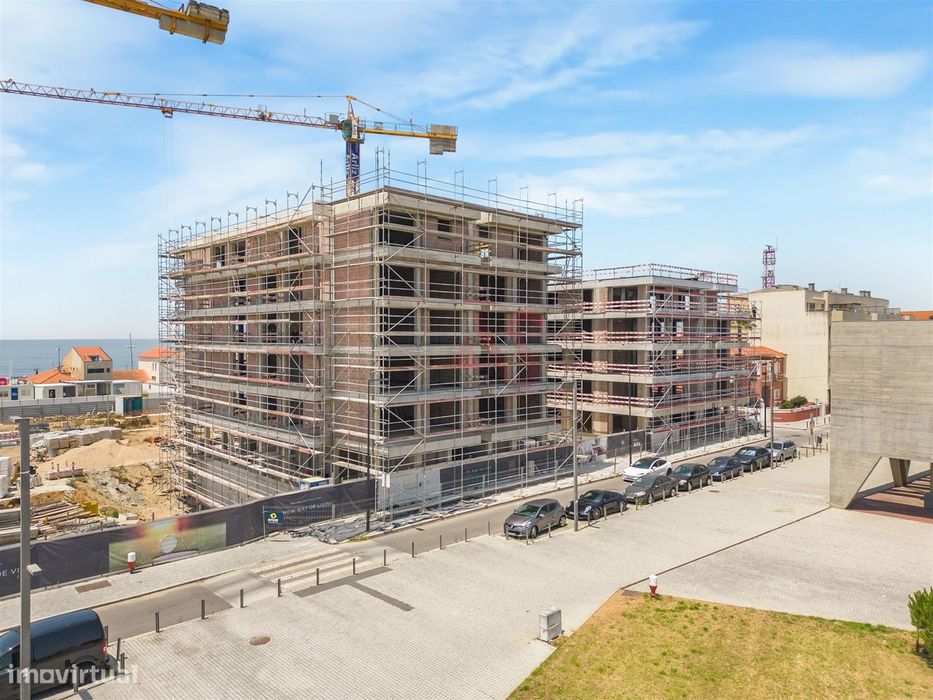 Apartamento T2 no empreendimento Espinho Beach Residendes em Espinho