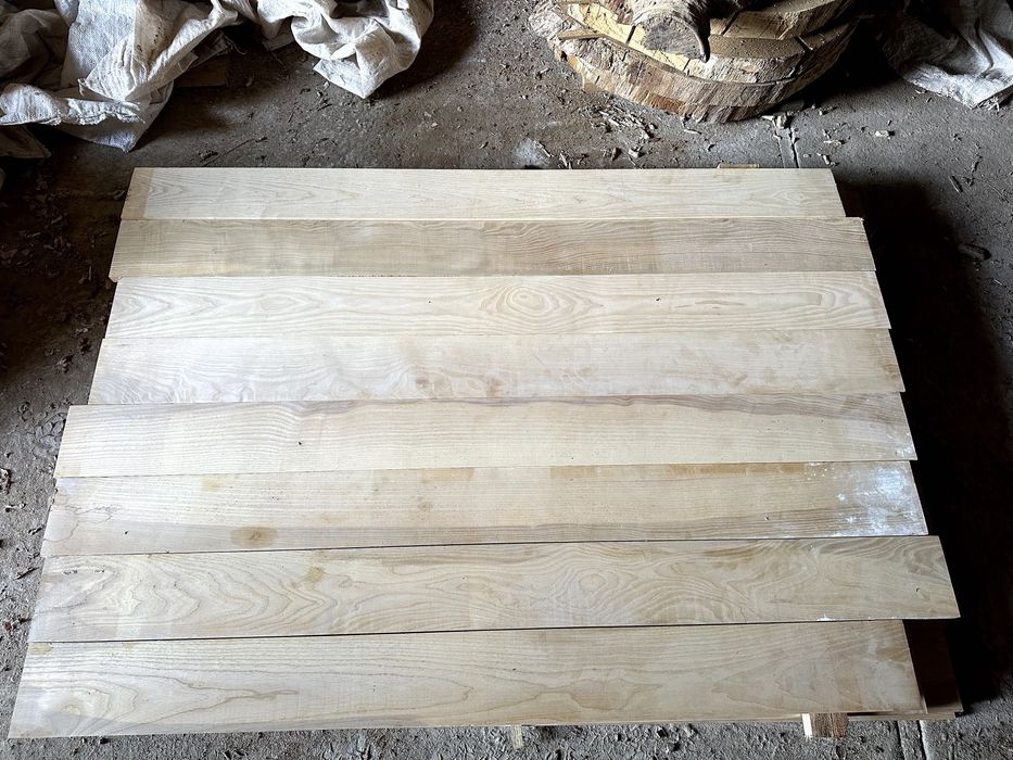 Доска ясеня и дуба для пола. Вагонка, паркет, террасная доска.