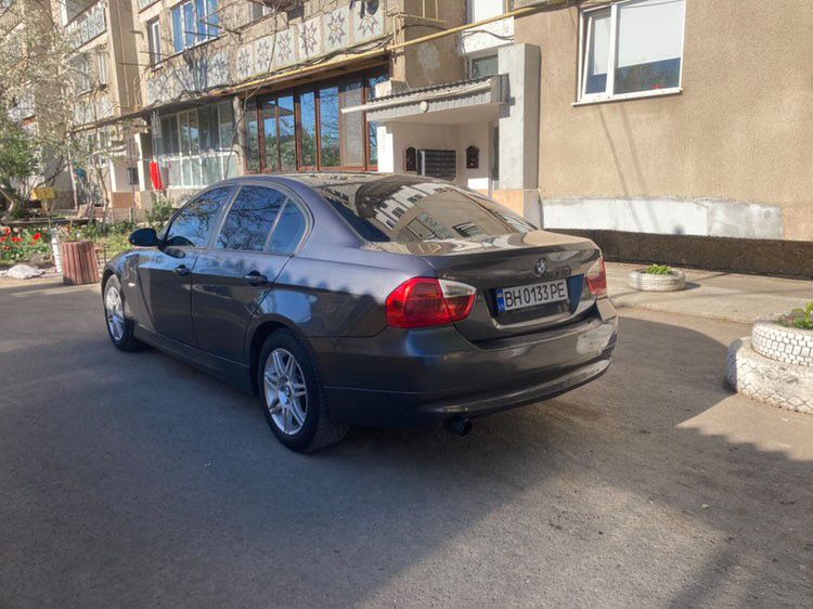 Продажа BMW 320  2.0 дизель, механика дорест