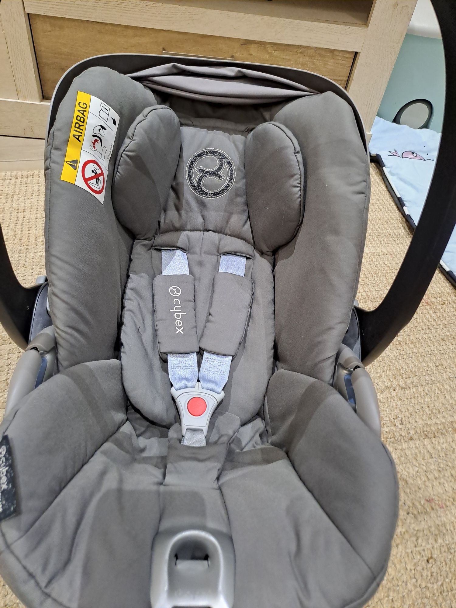 Ovinho + Base ISOFIX Cibex Cloud Z