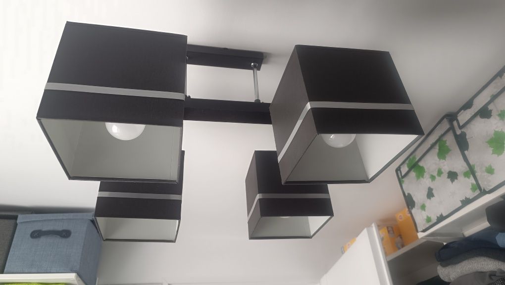 Lampa wisząca czteropunktowa