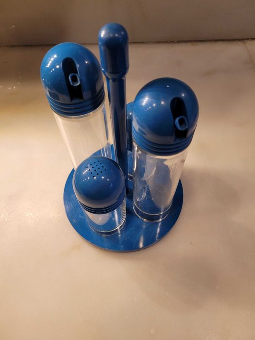 Galheteiro azul em acrilico