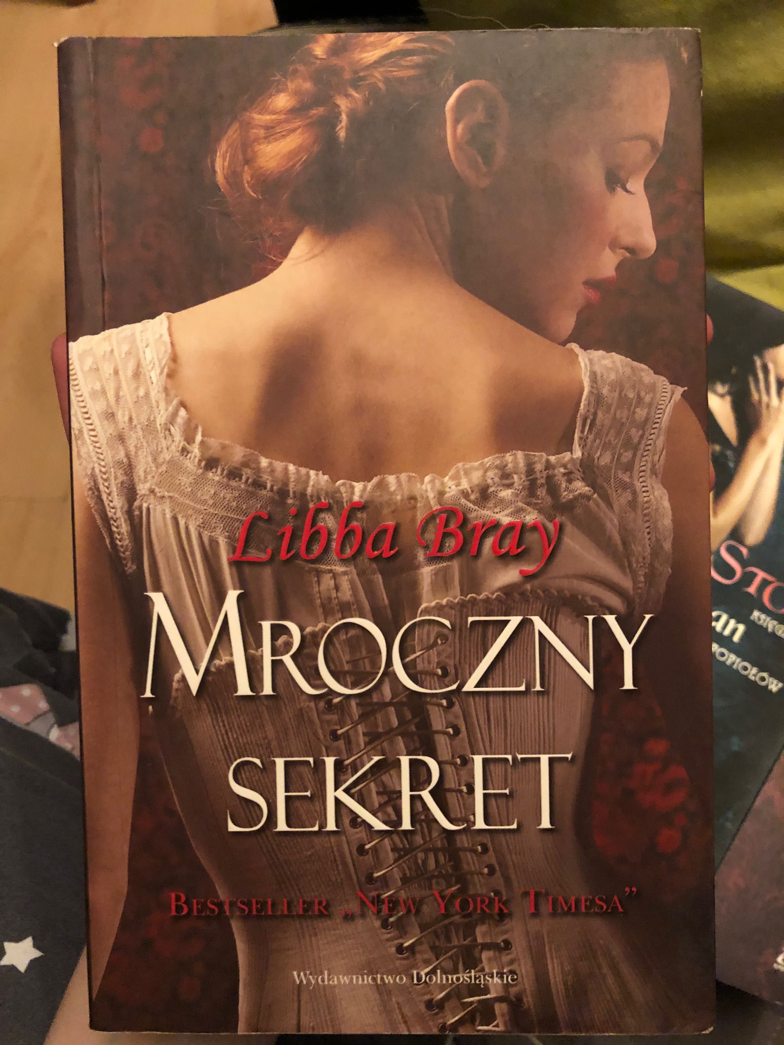 Mroczny sekret Libba Bray