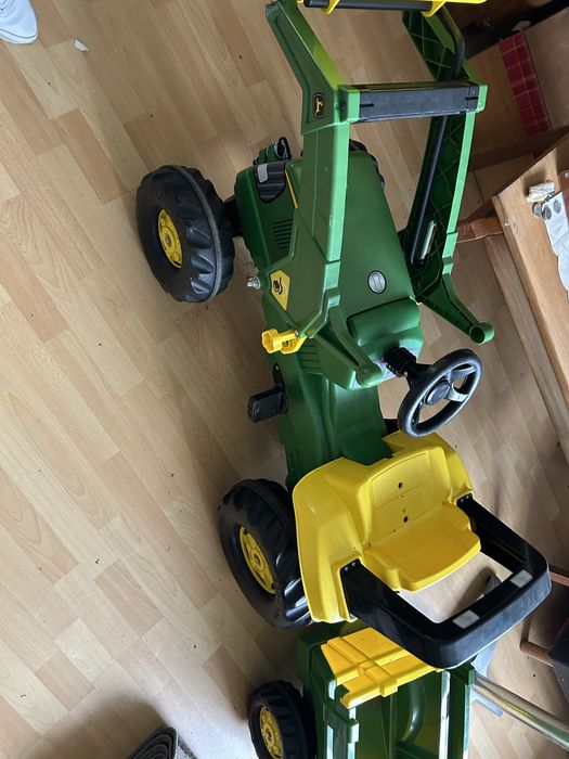 Traktor traktorek John deere rolly toys