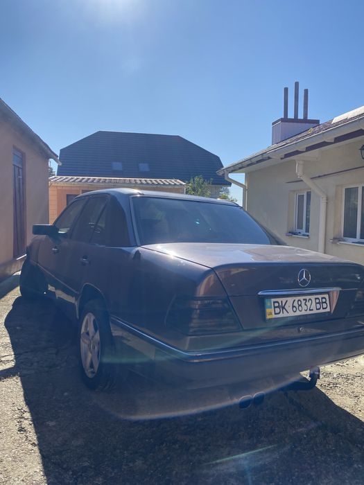 Продам мерс w124 2.3 бензин