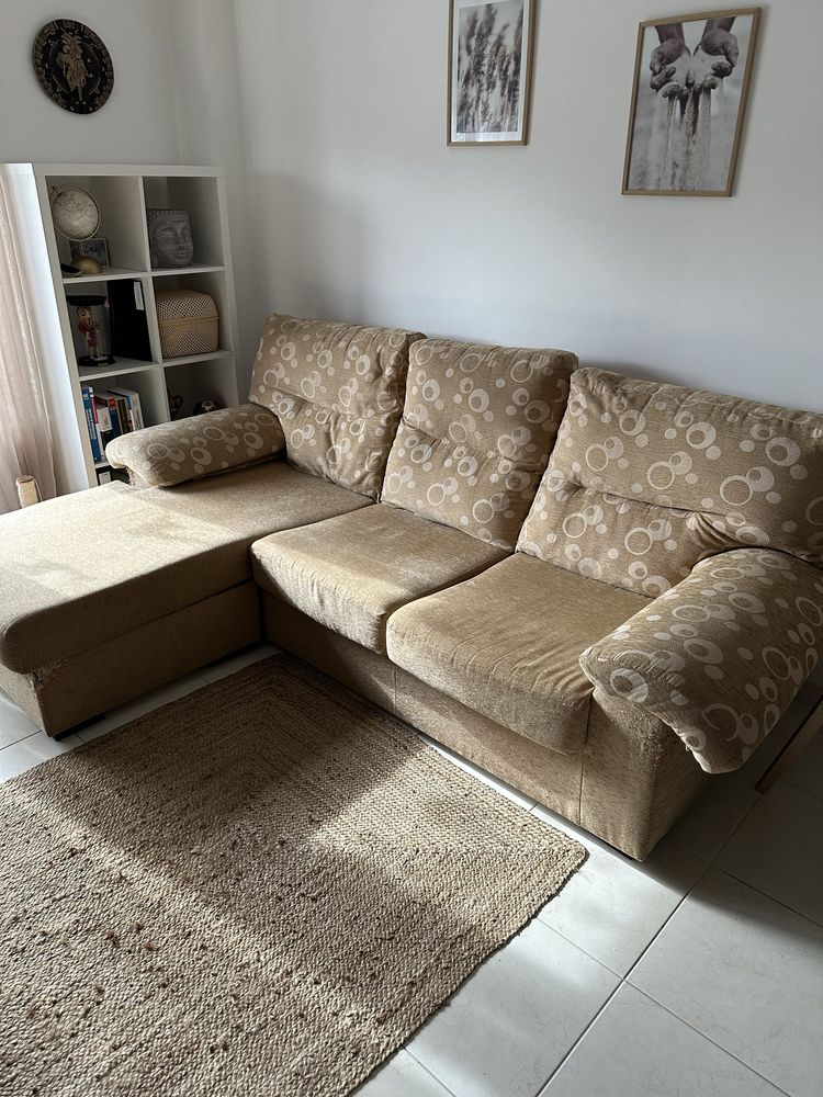 Sofa com chaise longue