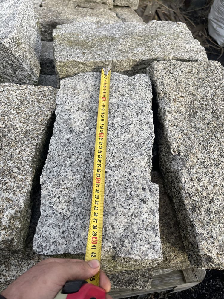 Kamień murowy granitowy obrzeże granitowe granit 40x20x10