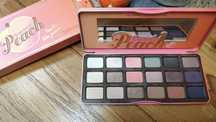 Too faced sweet peach paleta