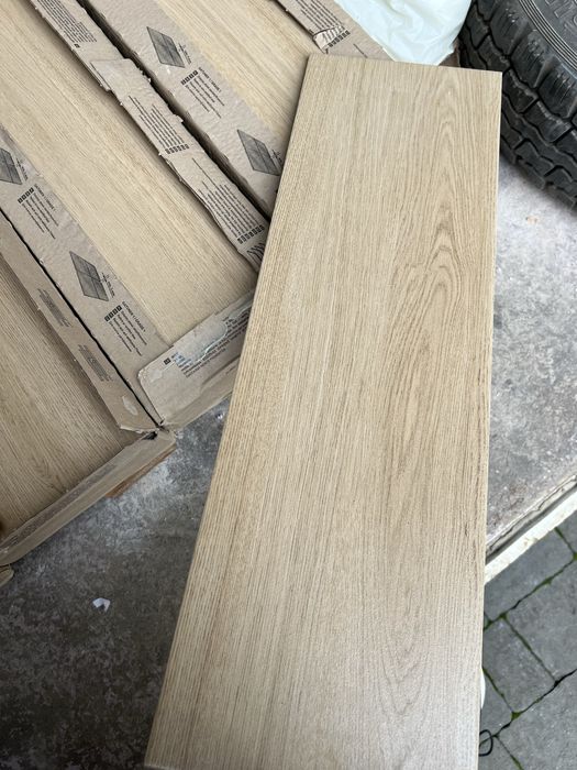 Віддам дешево плитку! Терміново