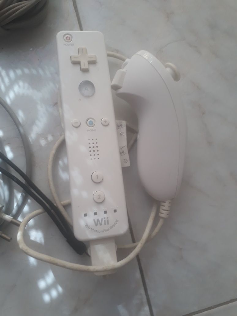 Consola Nintendo Wii com avaria.