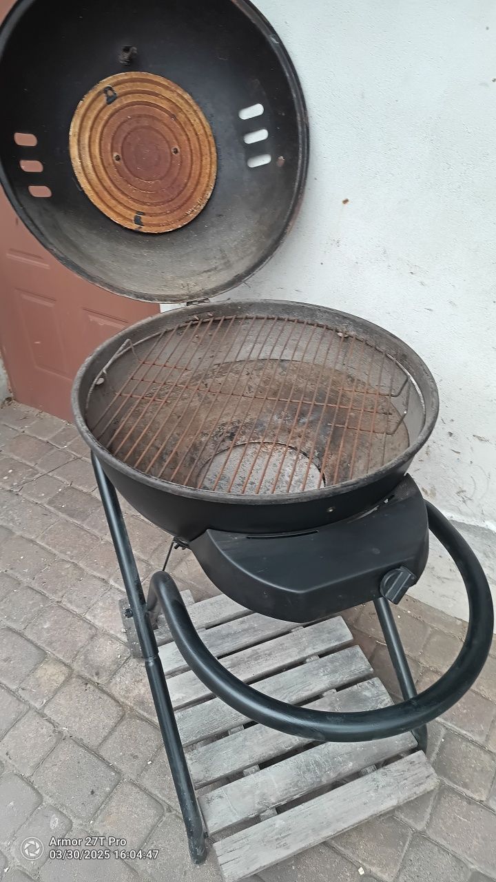 Grill    ogrodowy
