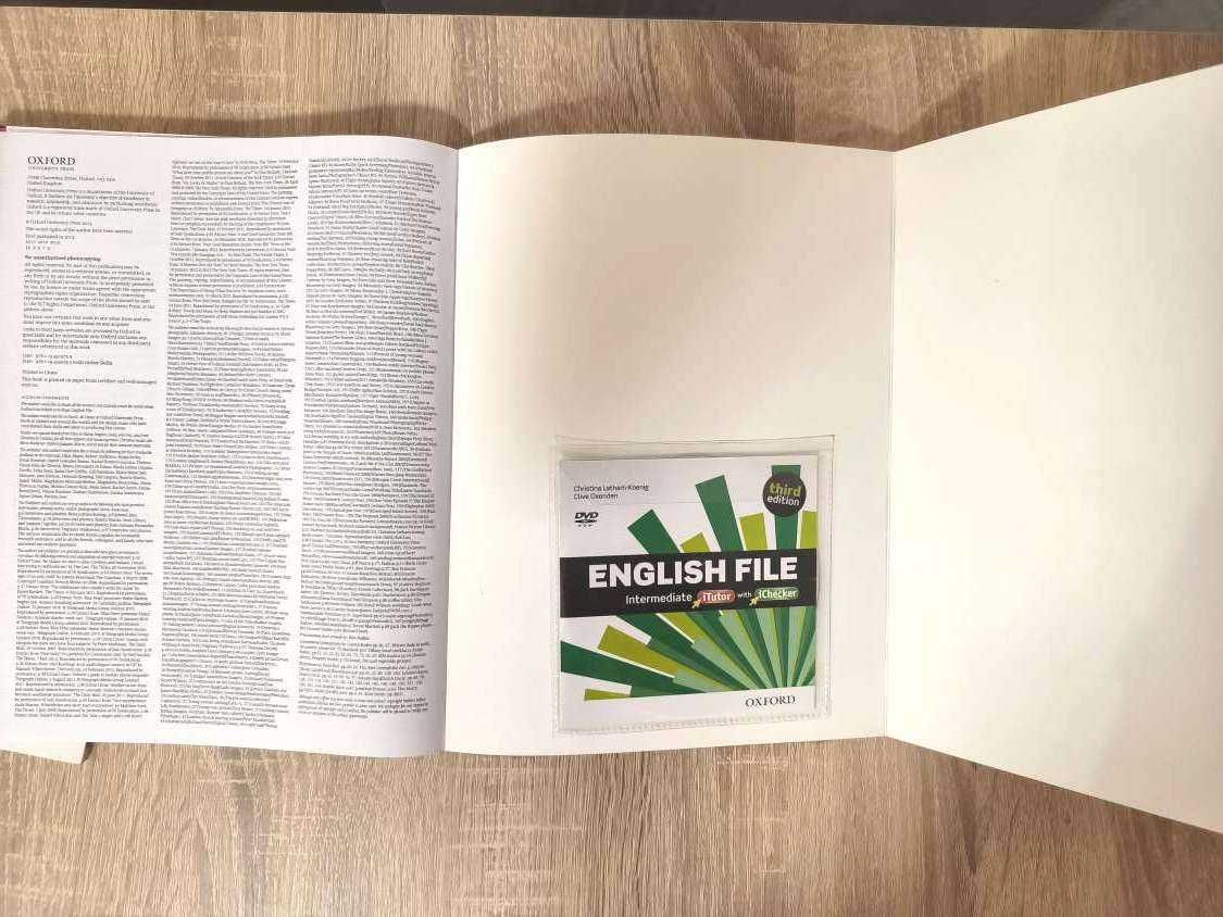 English File Intermediate, Student's book + Workbook  | Oxford