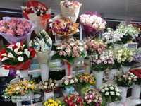 Цветы, букеты, огромный выбор цветов, розы, Доставка цветов по Городу