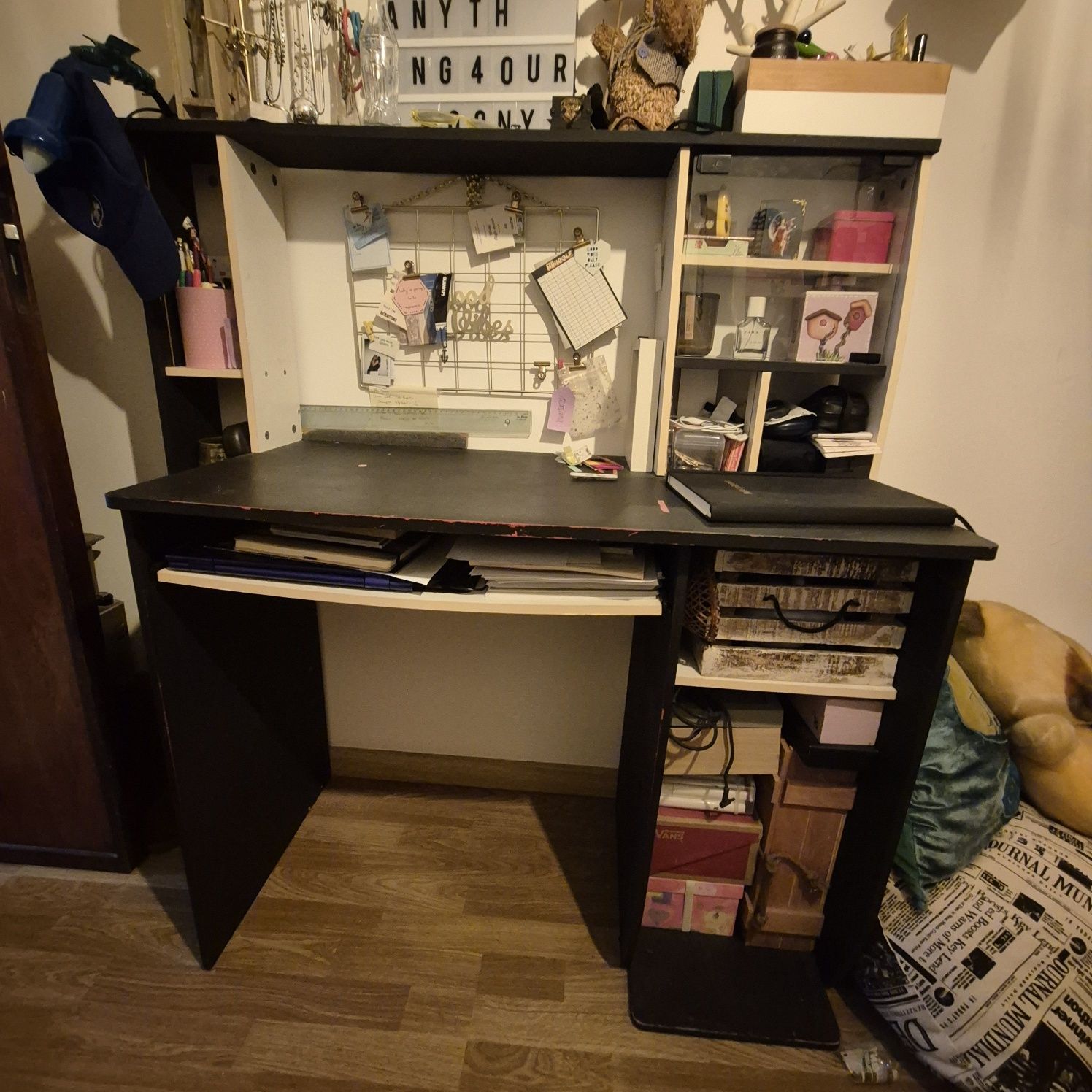 secretária / mesa de computador