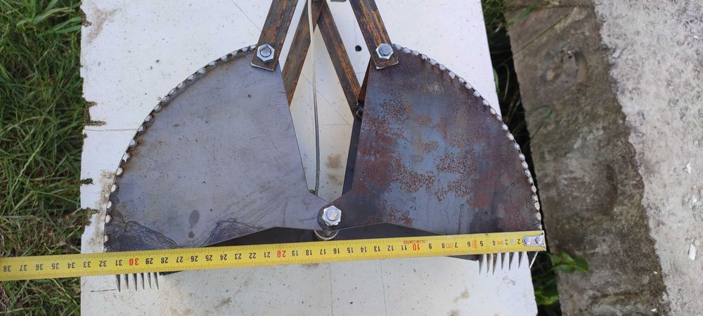 Ковш, міні-грейфер - набір для самостійної збірки, для чисти криниці.