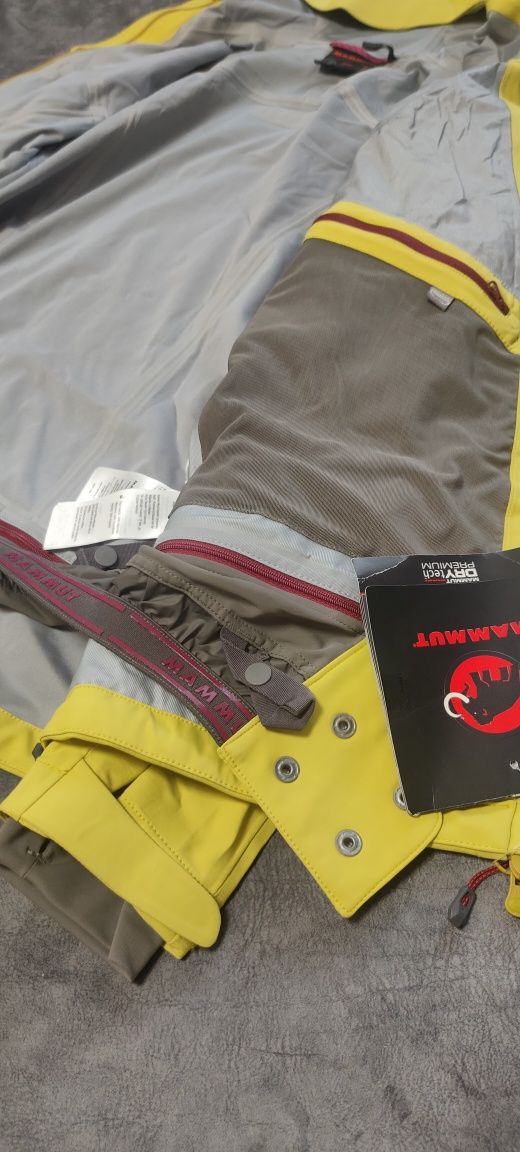 Куртка жіноча MAMMUT ( оригінал)