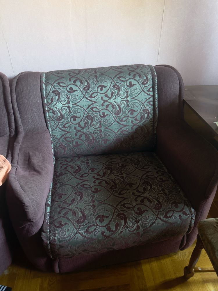 Продамо 2 розкладних крісла