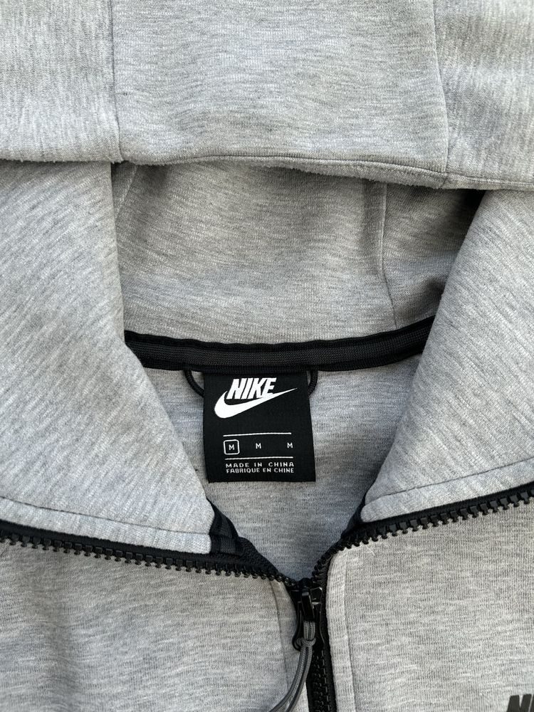 Зіпка nike tech fleece