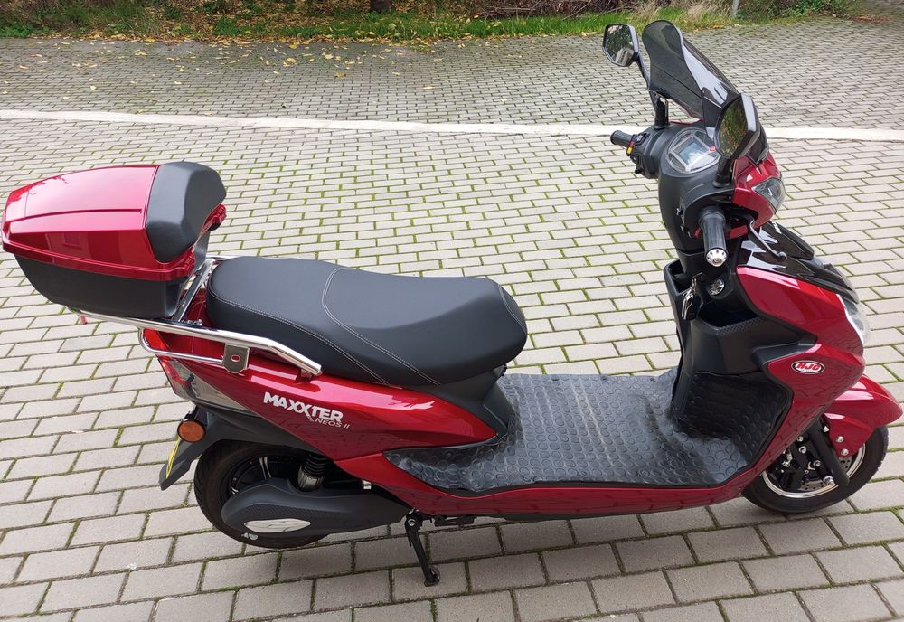 Срочно большой Электро скутер Maxxter NEOS II