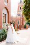 Suknia ślubna Dominiss Wedding Dress Ivory