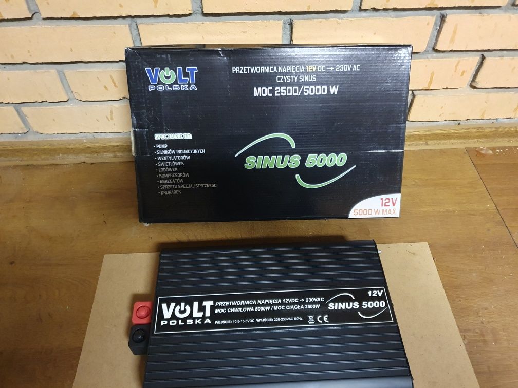 Інвертор Volt Polska Sinus 5000 12v