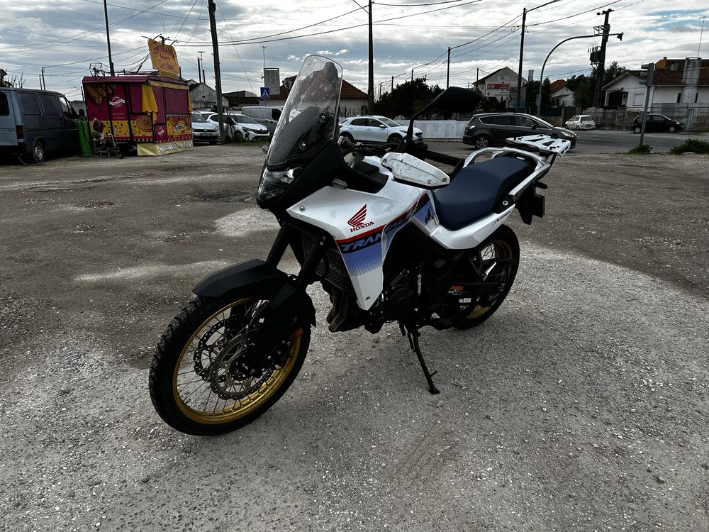 Honda Transalp 750