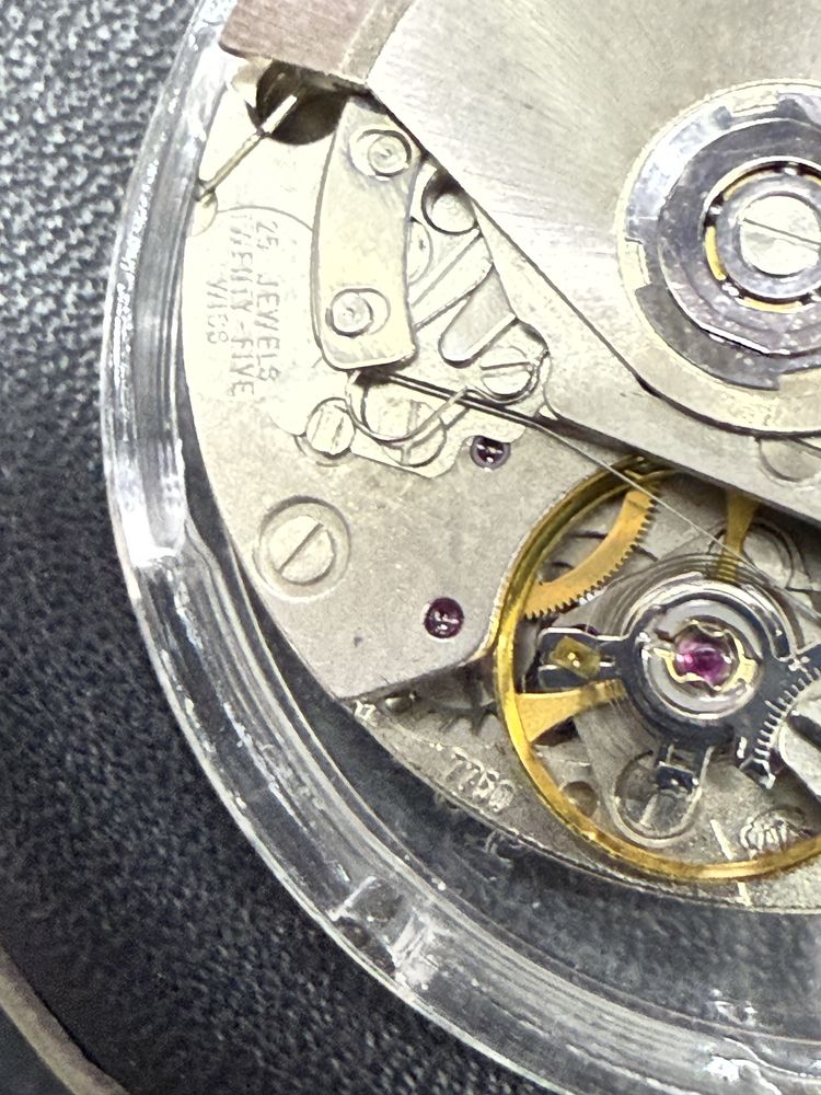 Механизм Ета 7750 Швейцария оригинал tissot longines omega breitling