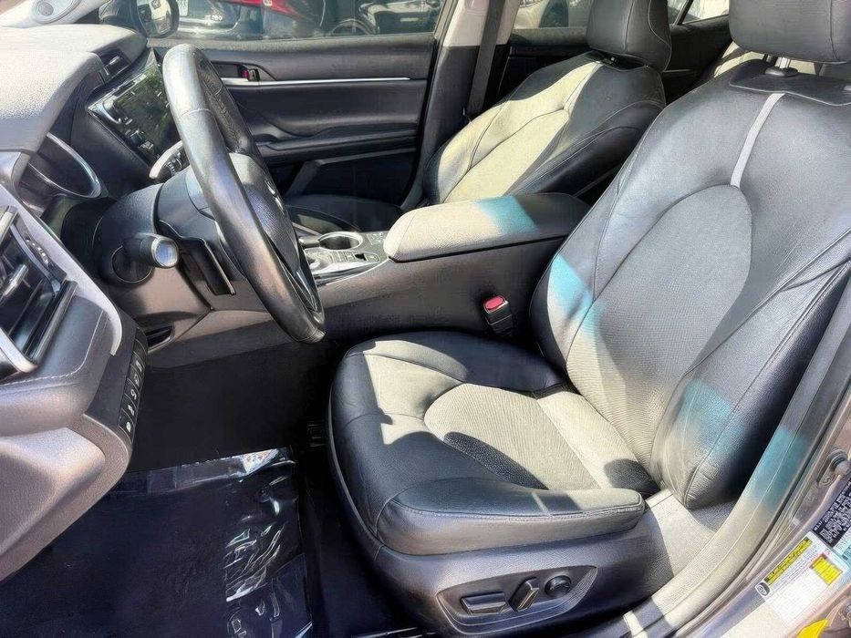 Toyota Camry XSE V6      2019