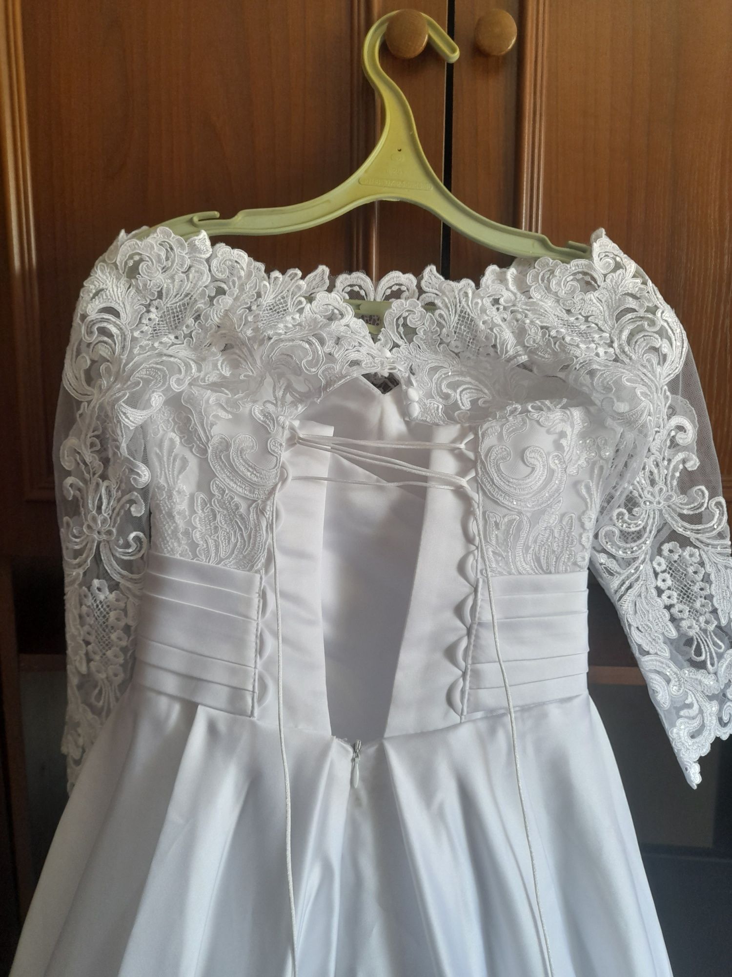 Весільнна сукня нова