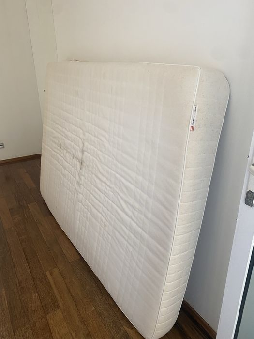 Colchao de cama de casal