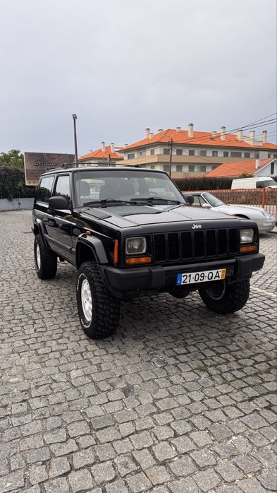 Cherokee xj 3 portas