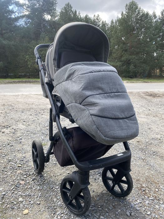 Коляска Roan bass next