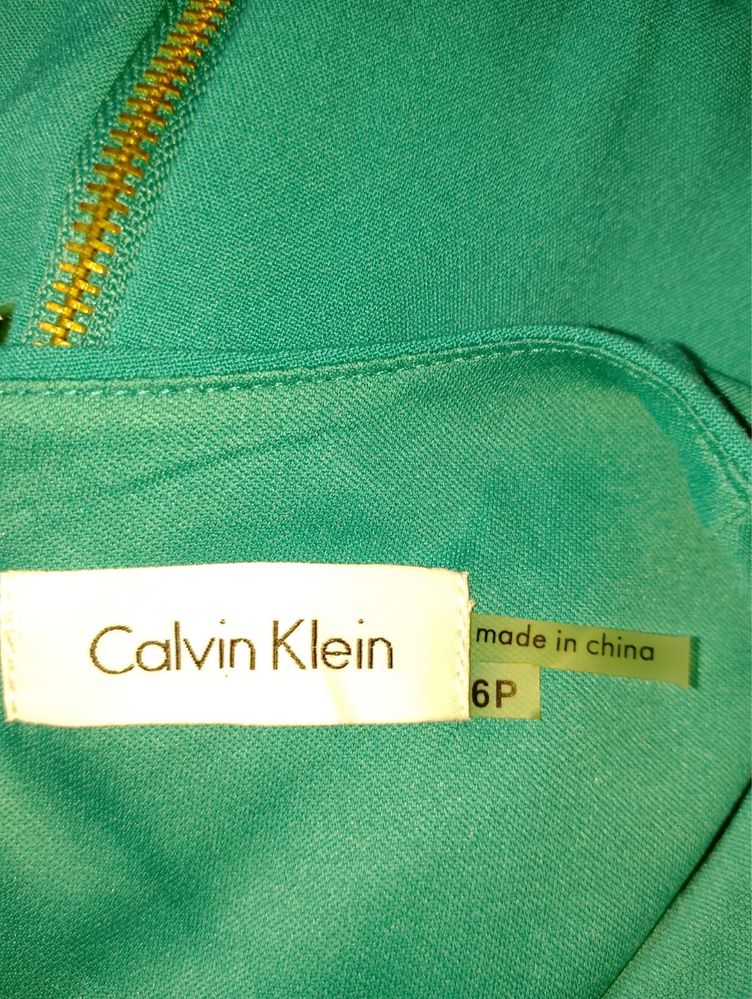 Sukienka Calvin Klein z USA