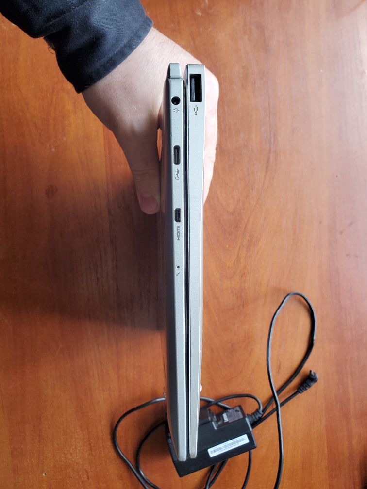 Планшет Lenovo Miix 320-10ICR  з клавіатурою