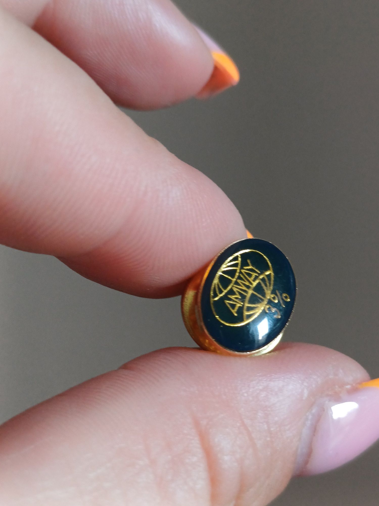 Amway 3% przypinka pin broszka vintage