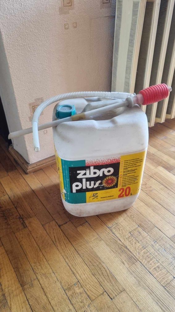 Piecyk na naftę Zibro Kamin