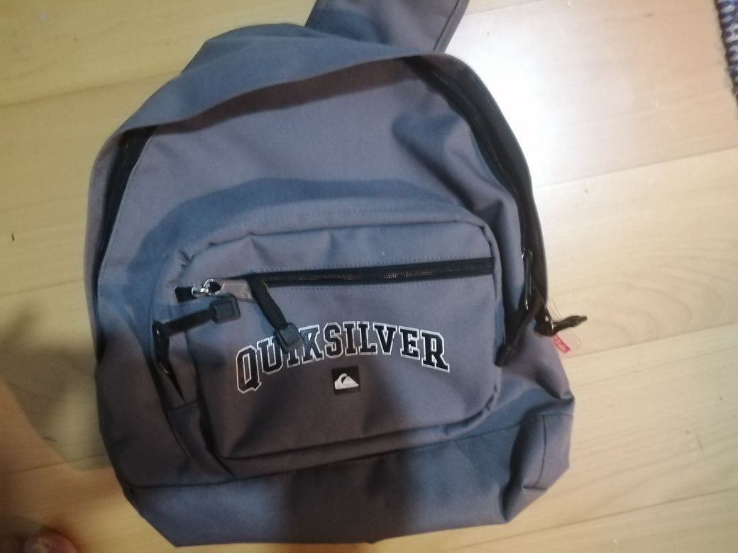 Mochilas quicksilver, uma alça, nova com etiqueta, figueira da foz