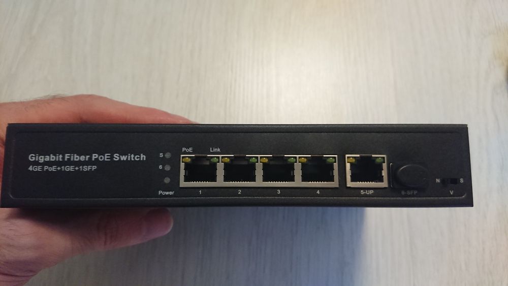 PoE комутатор NETSODIS PS305GF