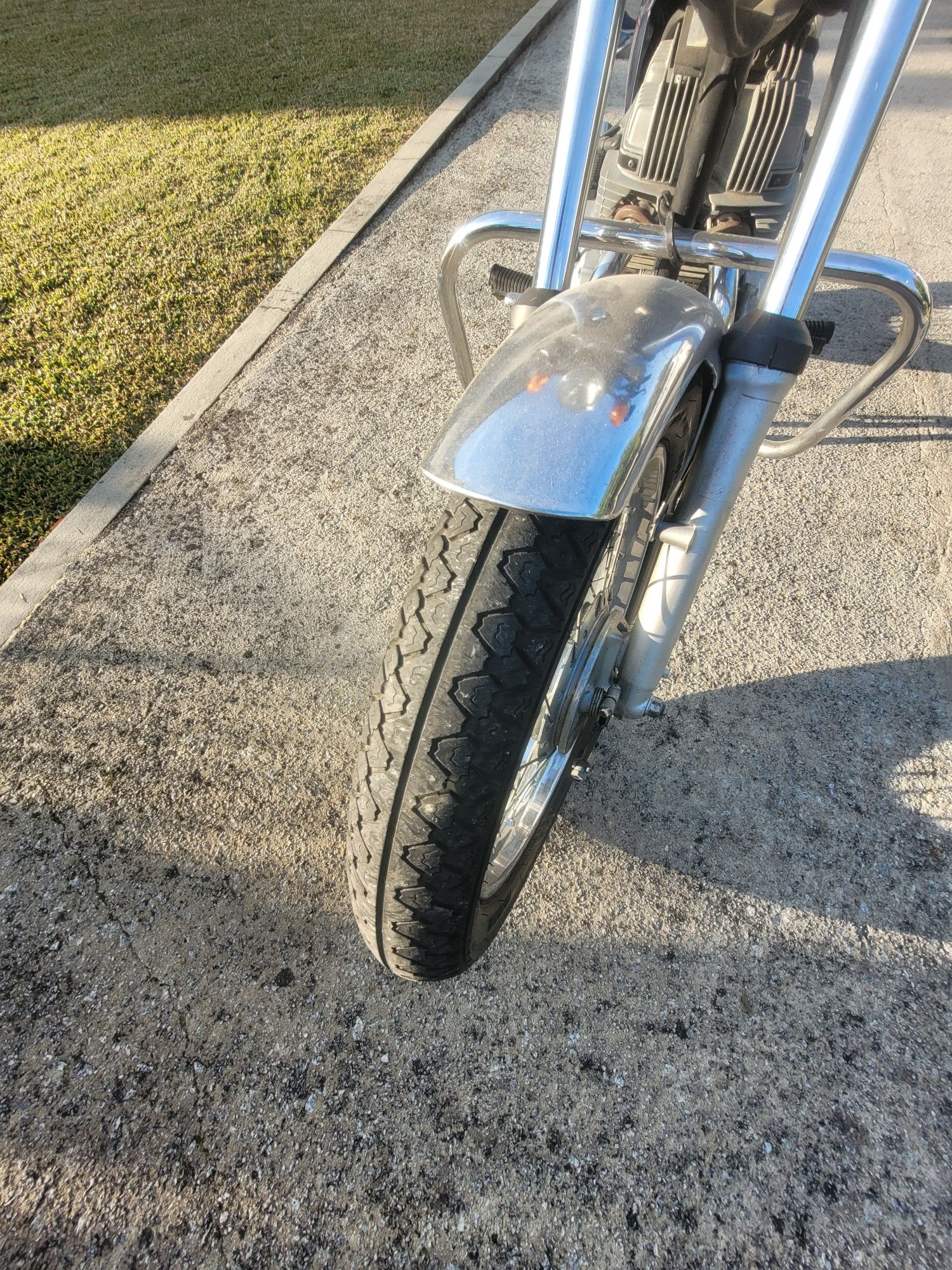 Honda Custom CM125