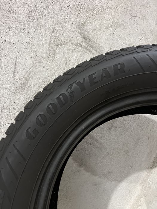 175/65/15 84H Goodyear Vector4Seasons Opona Pojedyncza