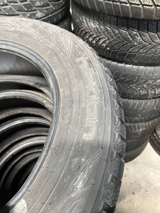 Комплект зимової гуми 215/65/17 Nokian